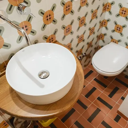 Sud Est 13 3* 普蒂尼亚诺