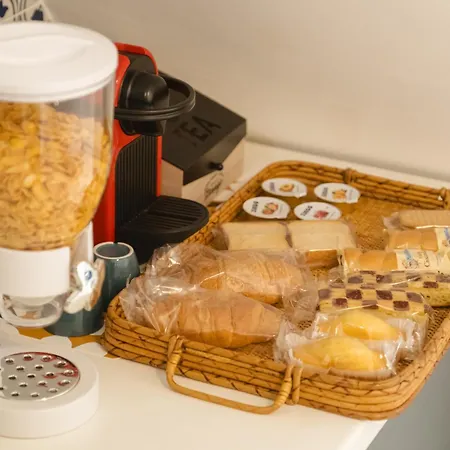 Sud Est 13 住宿加早餐酒店