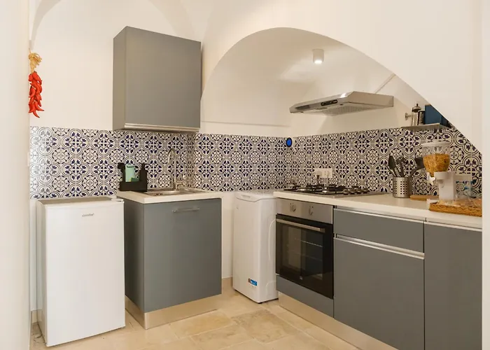 ベッド・アンド・ブレックファスト Sud Est 13